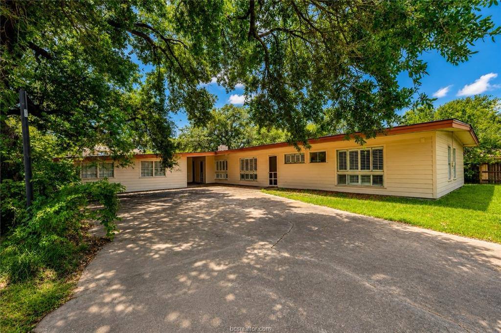 409 Timber Street, College Station, TX 77840