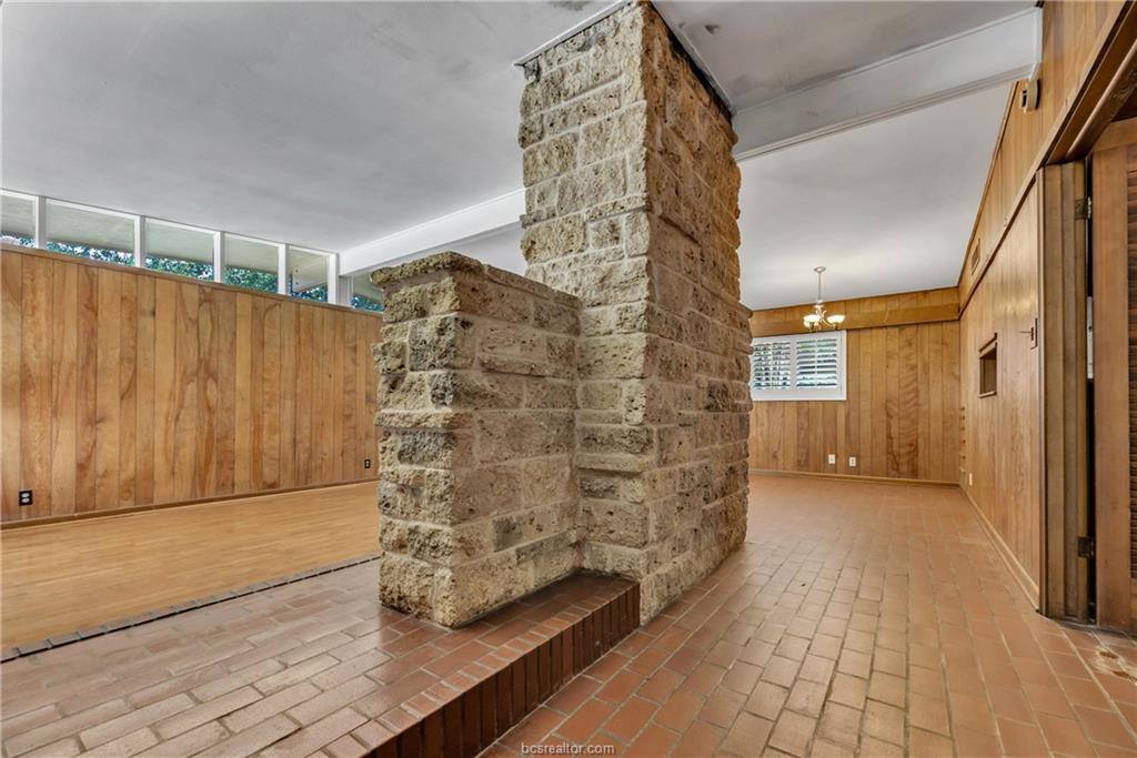 409 Timber Street, College Station, TX 77840