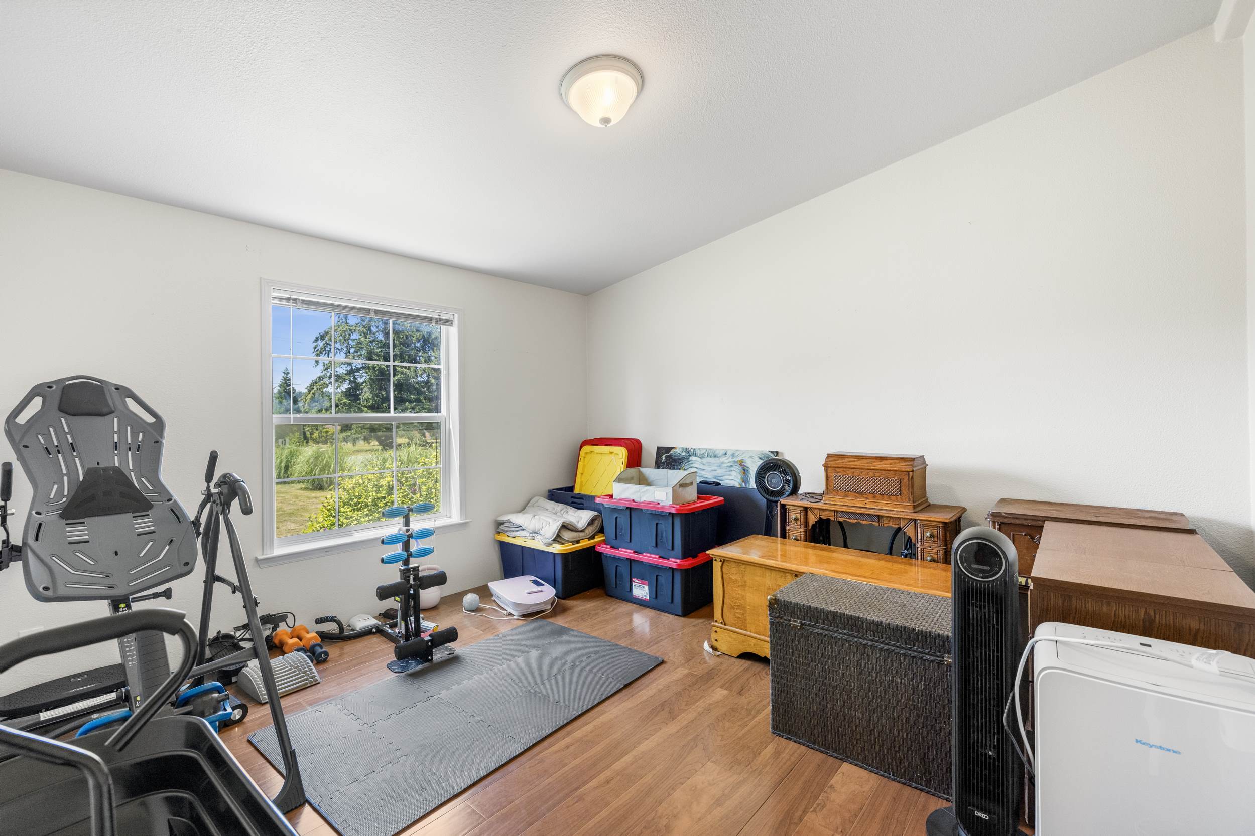 4919 G Loop Rd, Bow, WA 98232