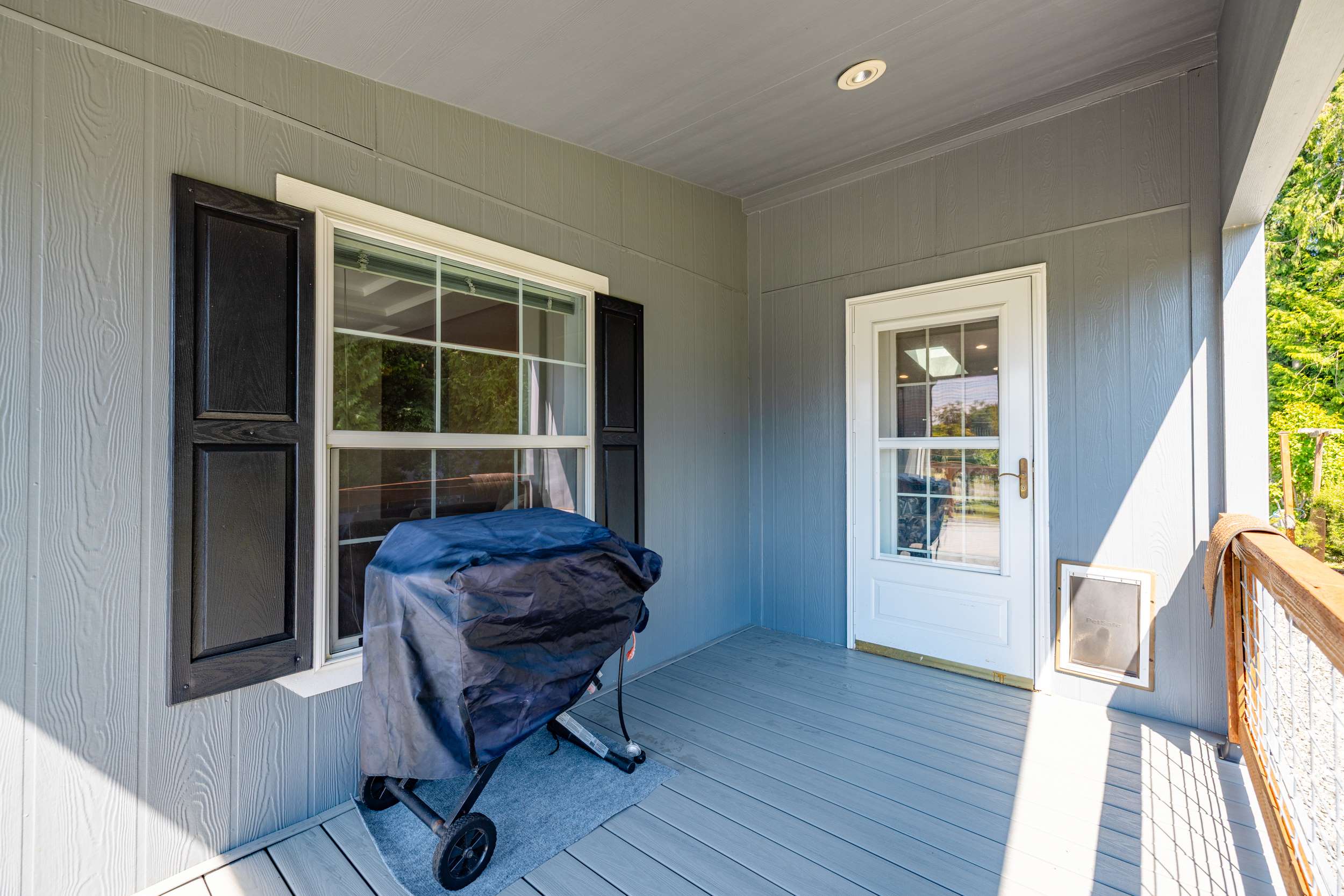 4919 G Loop Rd, Bow, WA 98232