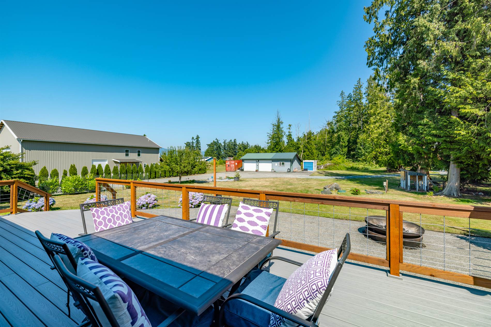 4919 G Loop Rd, Bow, WA 98232