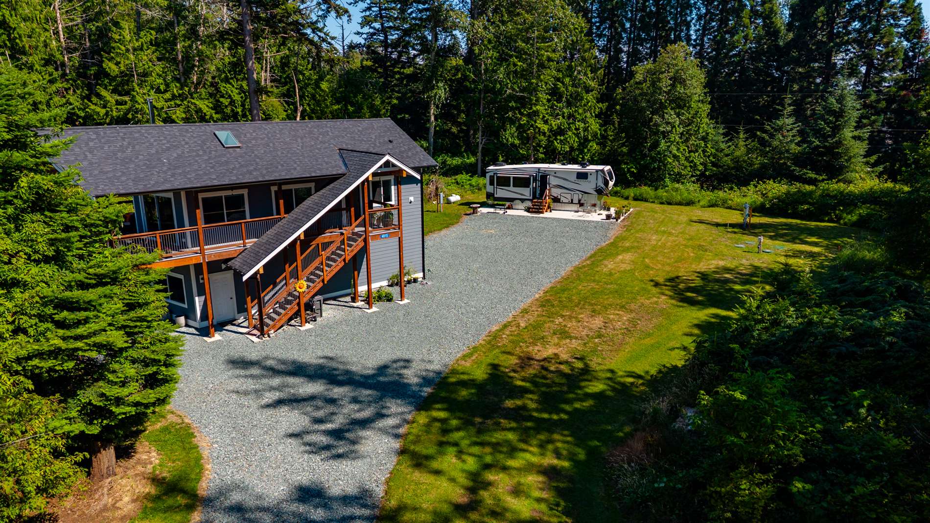 4919 G Loop Rd, Bow, WA 98232