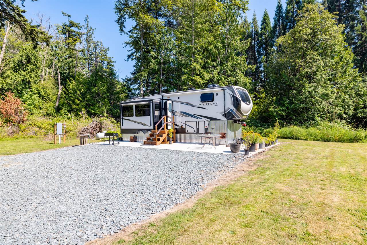 4919 G Loop Rd, Bow, WA 98232