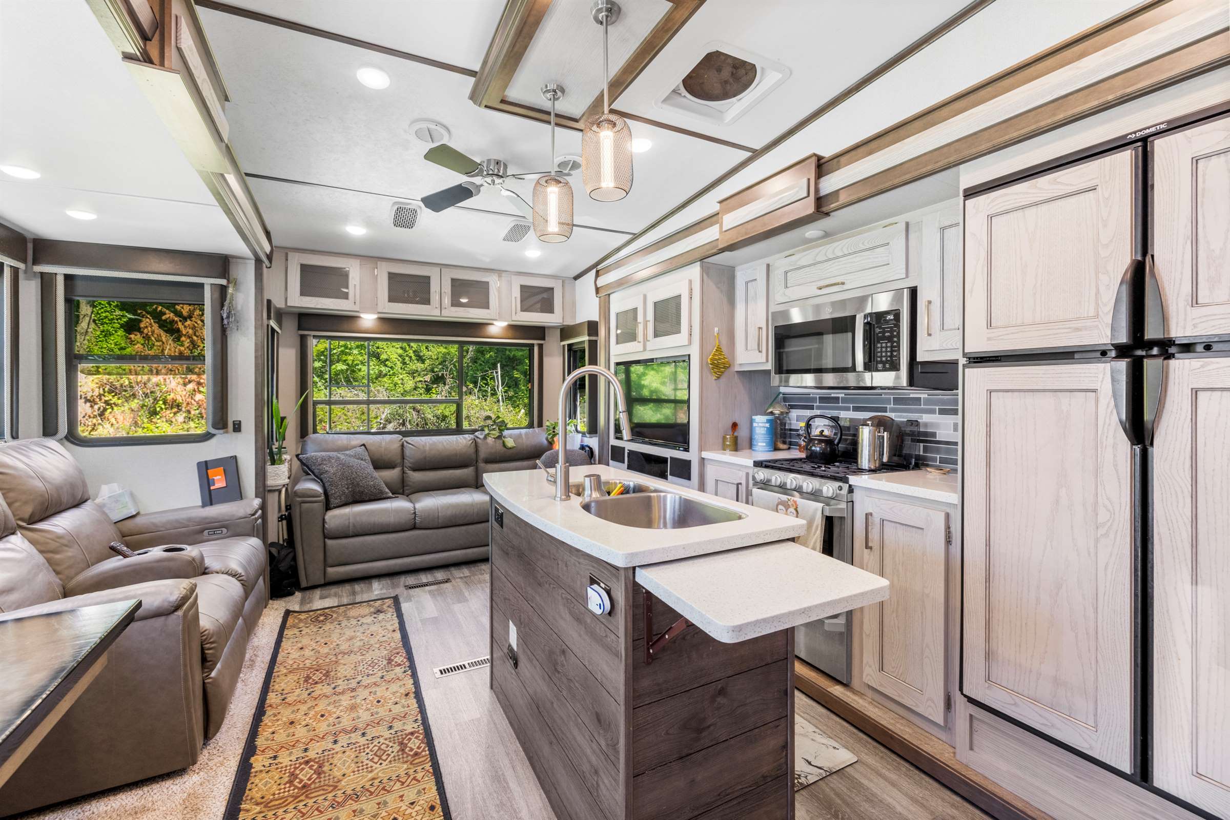 4919 G Loop Rd, Bow, WA 98232