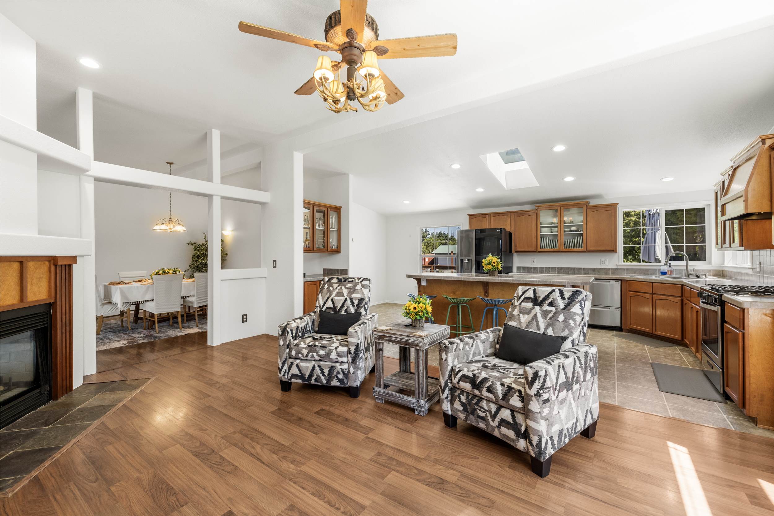 4919 G Loop Rd, Bow, WA 98232