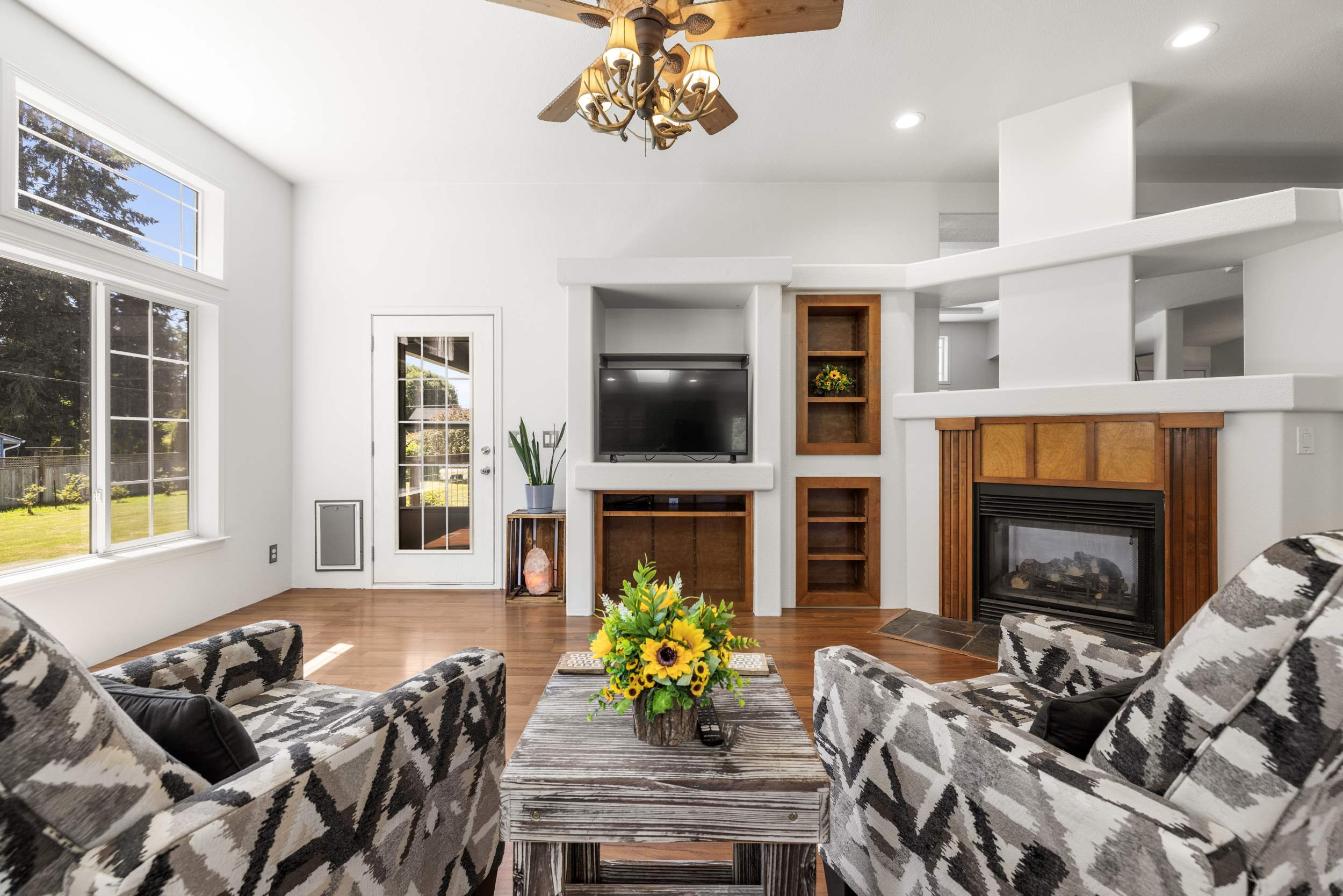 4919 G Loop Rd, Bow, WA 98232