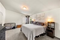 4919 G Loop Rd, Bow, WA 98232
