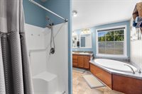 4919 G Loop Rd, Bow, WA 98232