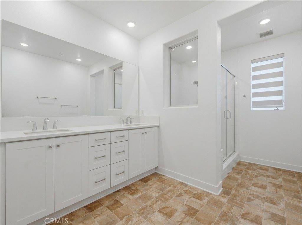 26729 Blue Hills Lp, Valencia, CA 91381