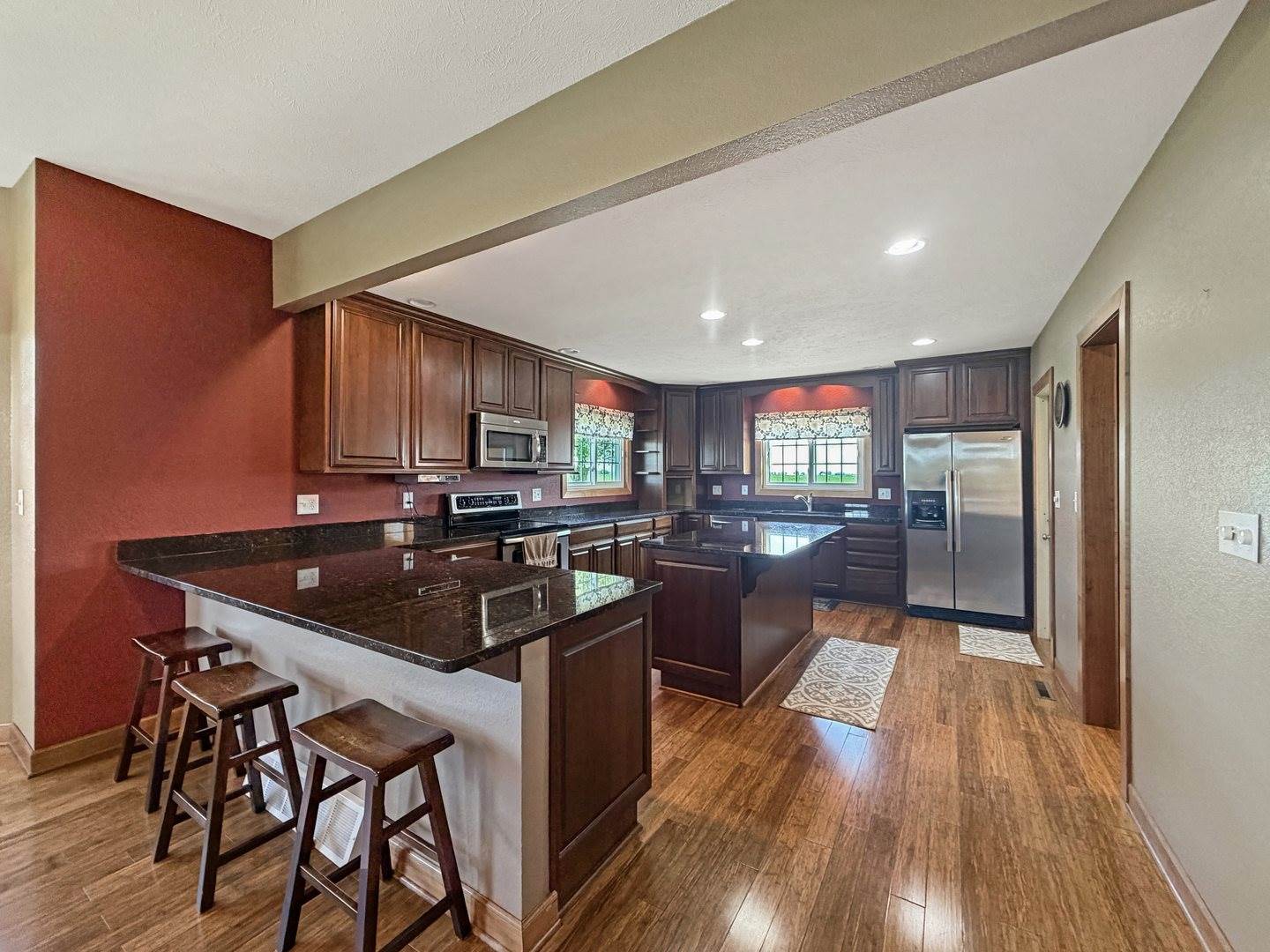 312 East Buckeye Road, Dakota, IL 61018