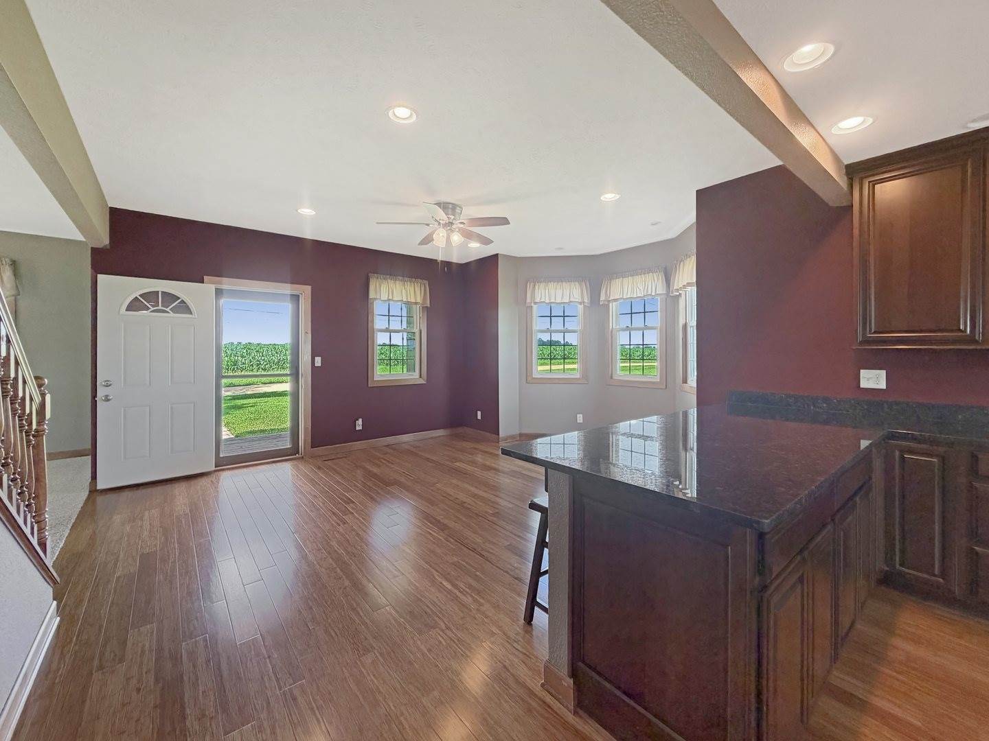 312 East Buckeye Road, Dakota, IL 61018