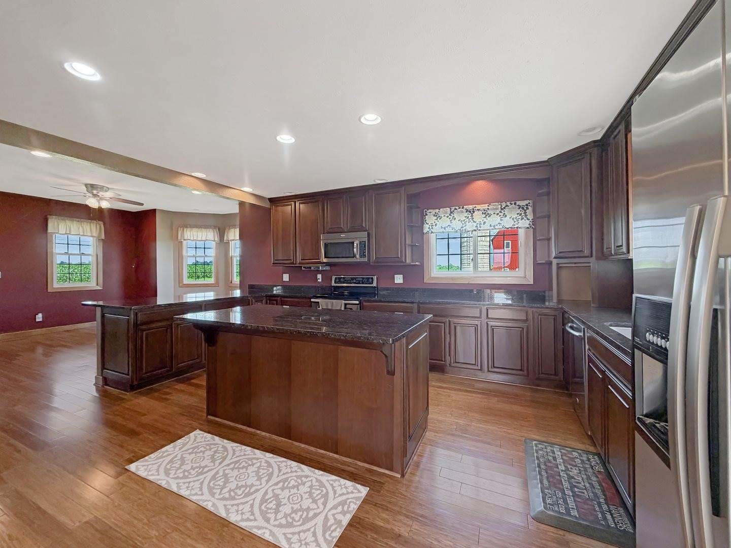 312 East Buckeye Road, Dakota, IL 61018