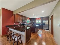 312 East Buckeye Road, Dakota, IL 61018