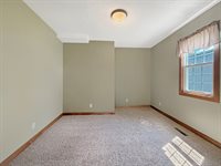 312 East Buckeye Road, Dakota, IL 61018