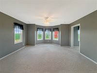 312 East Buckeye Road, Dakota, IL 61018