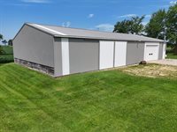 312 East Buckeye Road, Dakota, IL 61018