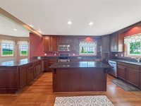312 East Buckeye Road, Dakota, IL 61018