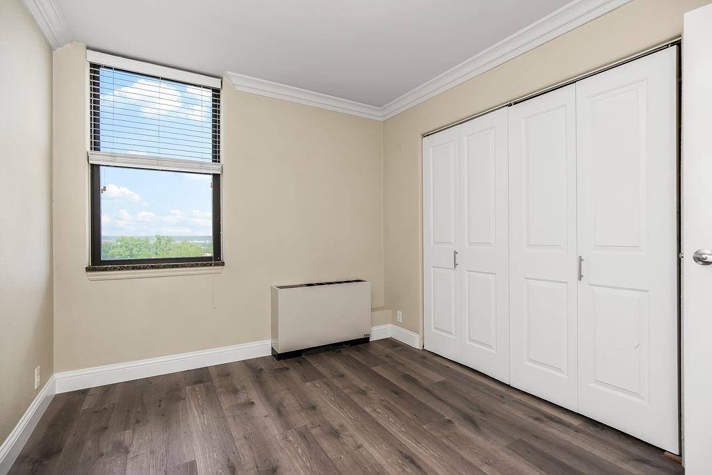 700 East 8th Street, Kansas City, MO 64106