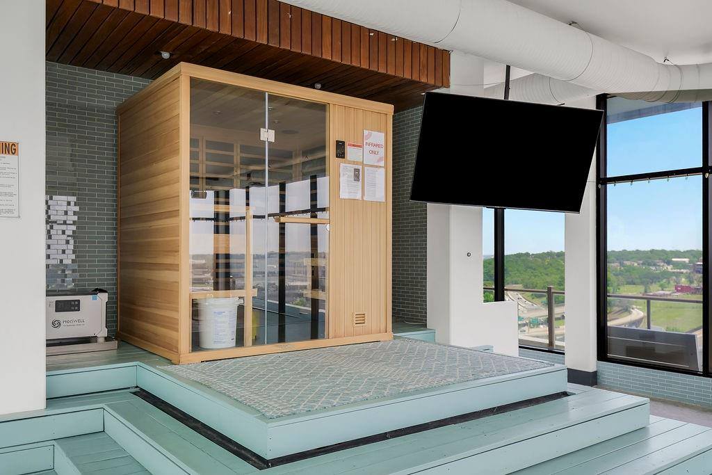 700 East 8th Street, Kansas City, MO 64106