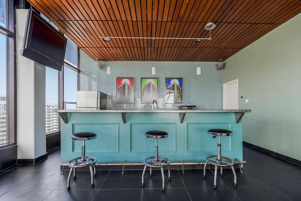700 East 8th Street, Kansas City, MO 64106