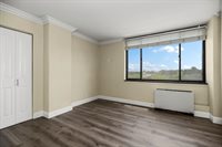 700 East 8th Street, Kansas City, MO 64106
