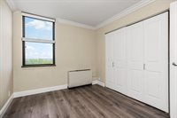 700 East 8th Street, Kansas City, MO 64106