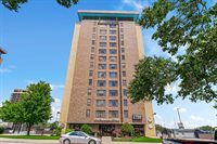 700 East 8th Street, Kansas City, MO 64106