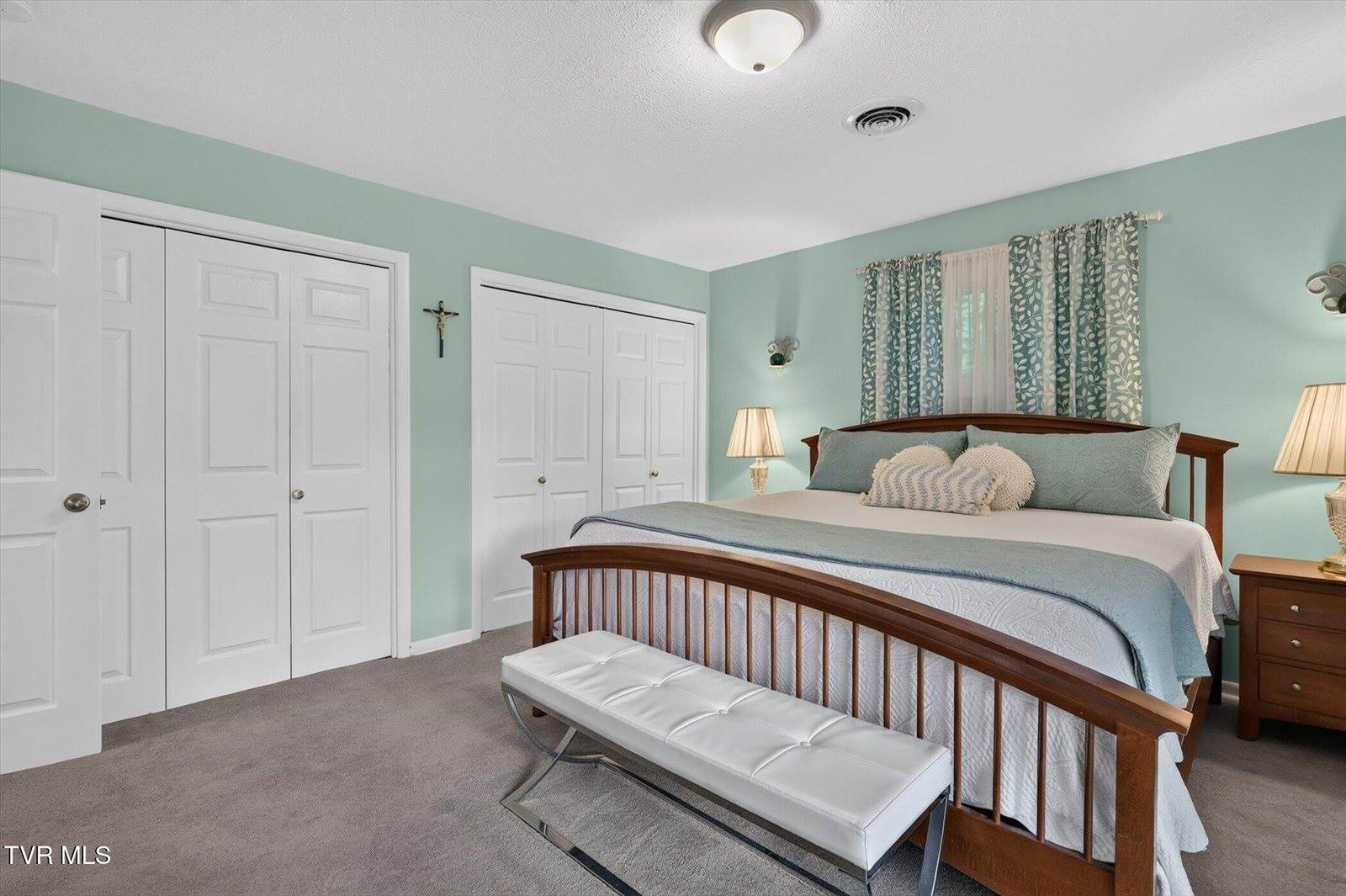 1607 Seward Drive, Johnson City, TN 37604