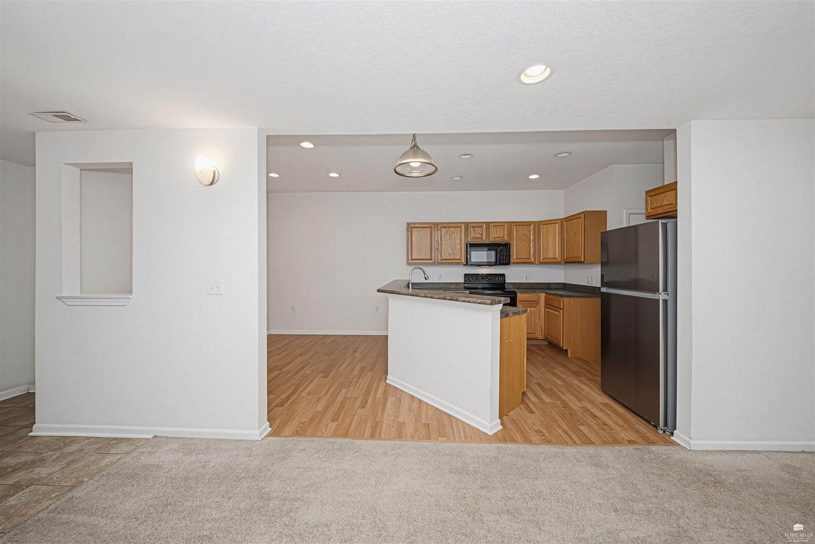 137 East 7th Street, Junction City, KS 66441