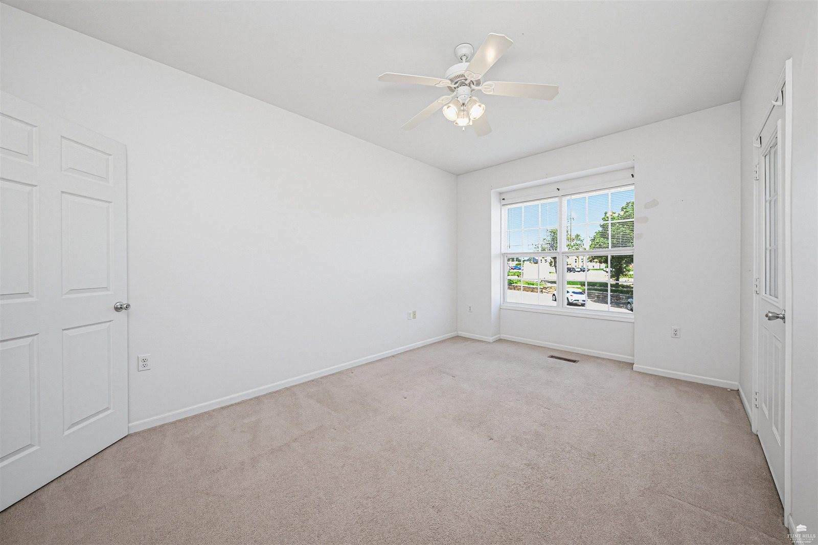 137 East 7th Street, Junction City, KS 66441