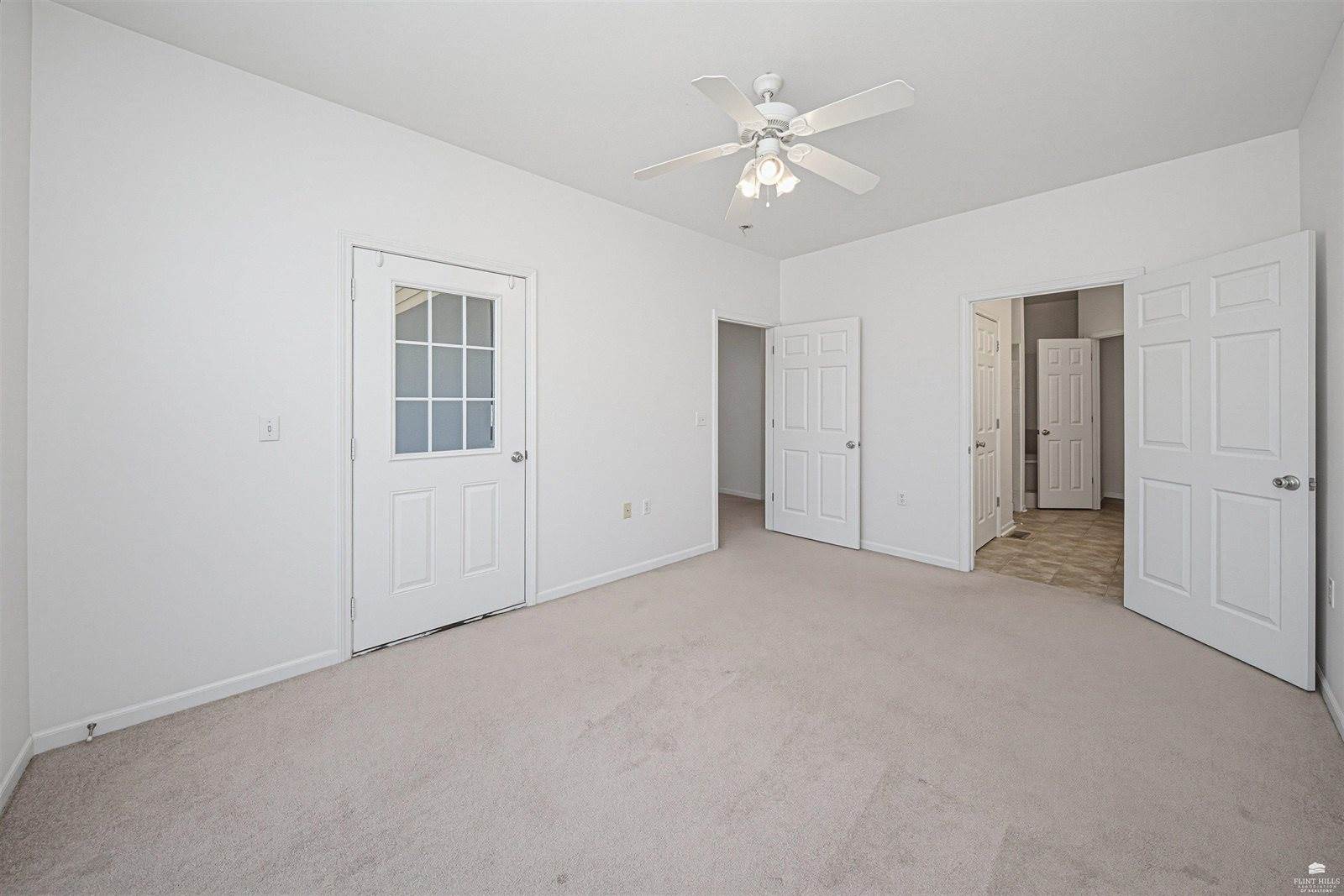 137 East 7th Street, Junction City, KS 66441