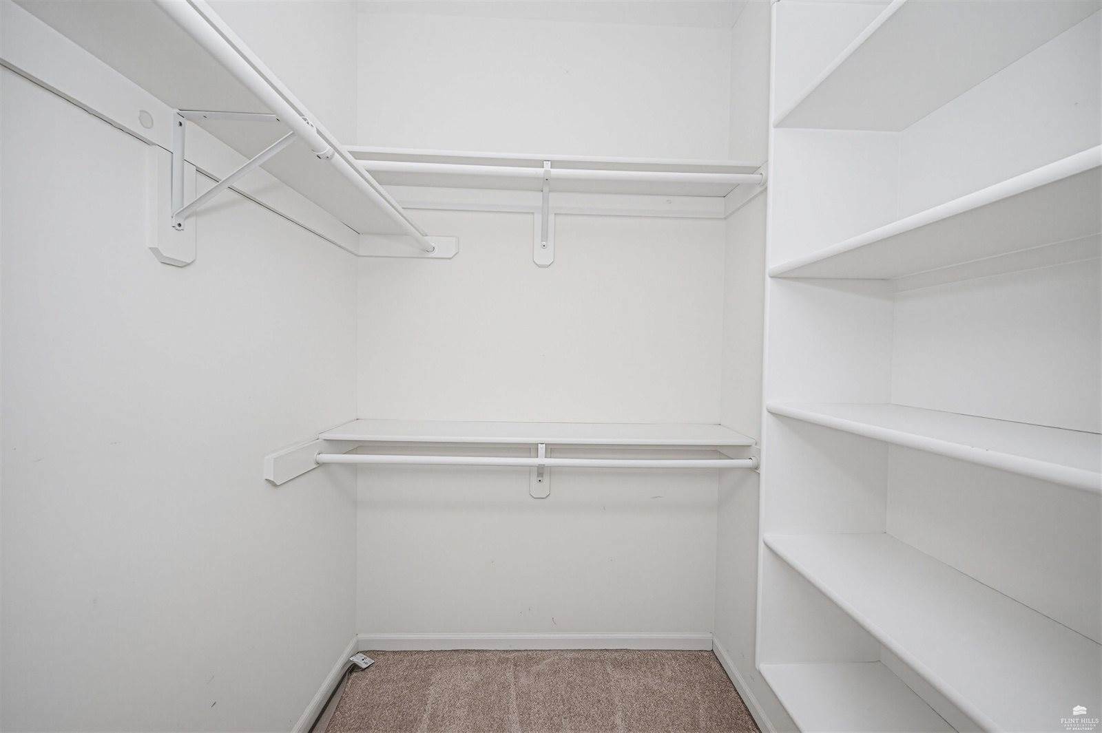 137 East 7th Street, Junction City, KS 66441