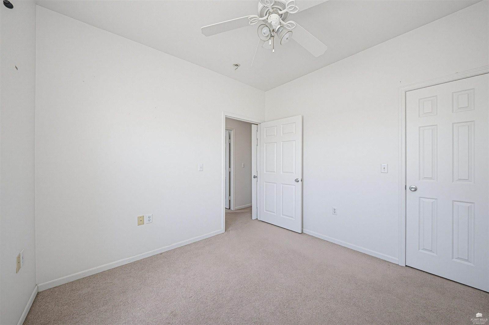 137 East 7th Street, Junction City, KS 66441