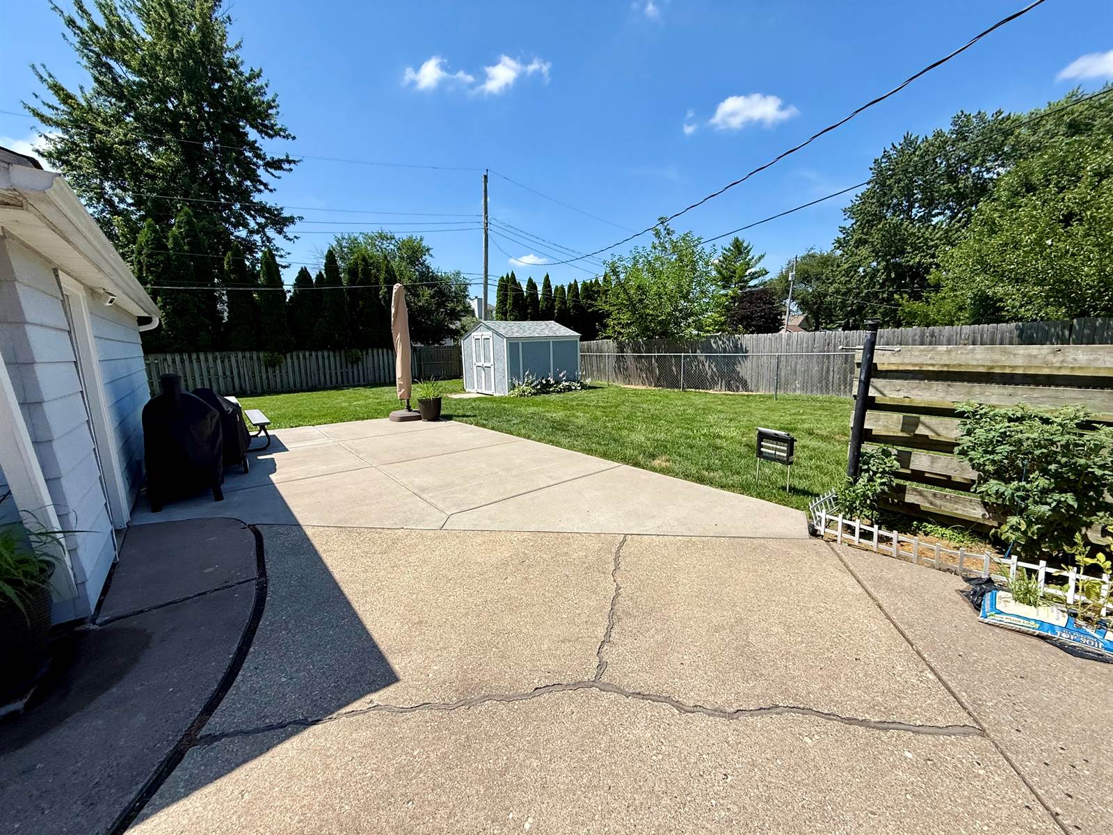 446 34th Ave, East Moline, IL 61244