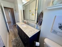 446 34th Ave, East Moline, IL 61244