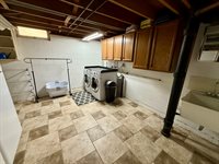 446 34th Ave, East Moline, IL 61244