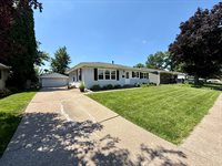 446 34th Ave, East Moline, IL 61244