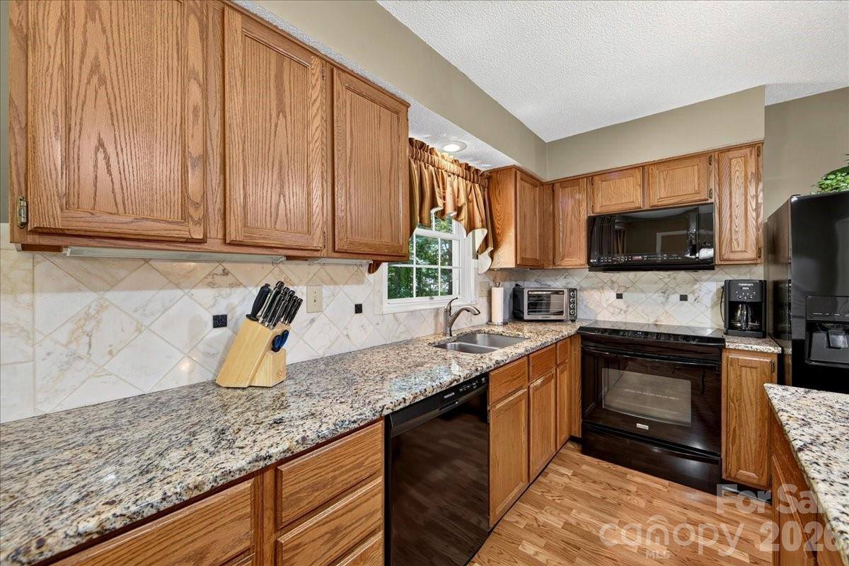 505 Glen Ellyn Court, Charlotte, NC 28213