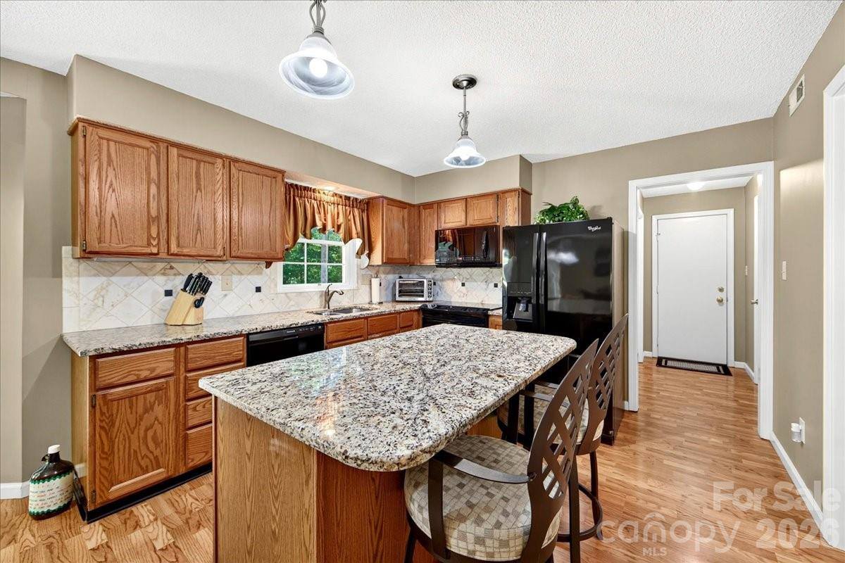 505 Glen Ellyn Court, Charlotte, NC 28213
