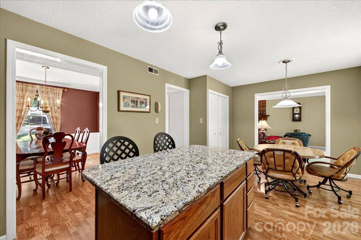 505 Glen Ellyn Court, Charlotte, NC 28213