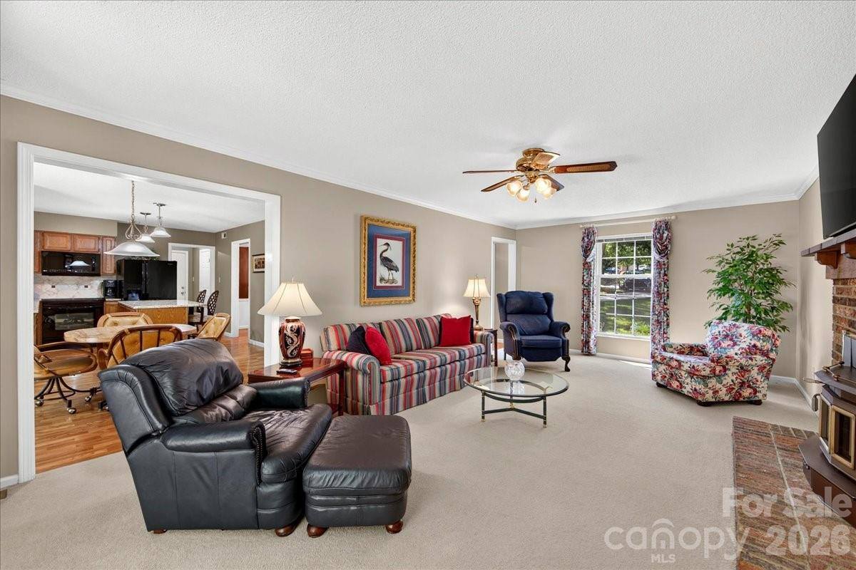 505 Glen Ellyn Court, Charlotte, NC 28213