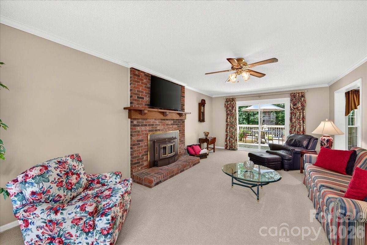 505 Glen Ellyn Court, Charlotte, NC 28213