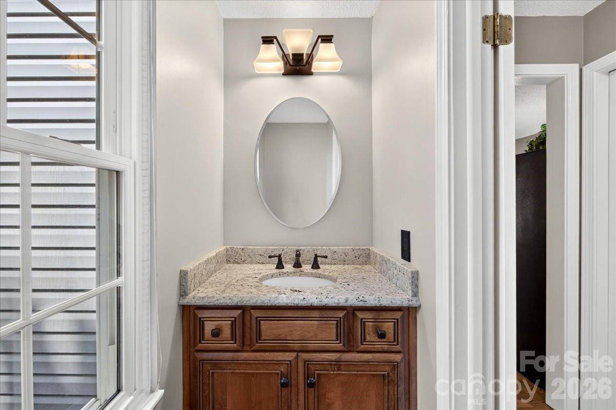 505 Glen Ellyn Court, Charlotte, NC 28213