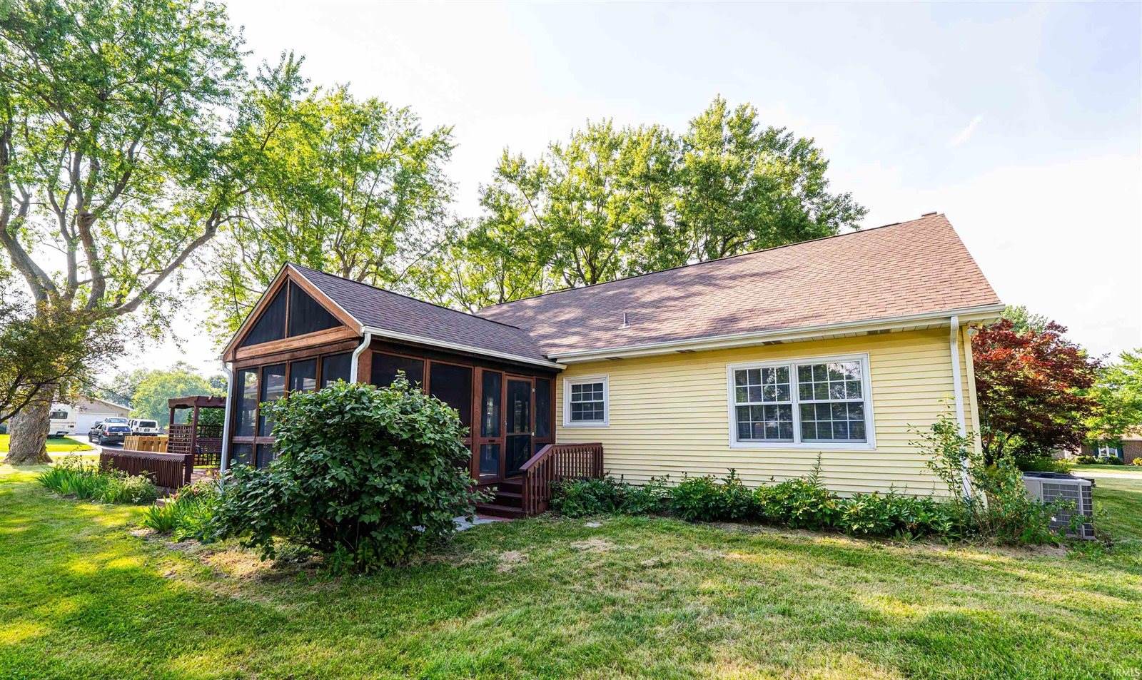 3675 W 558 N, Huntington, IN 46750