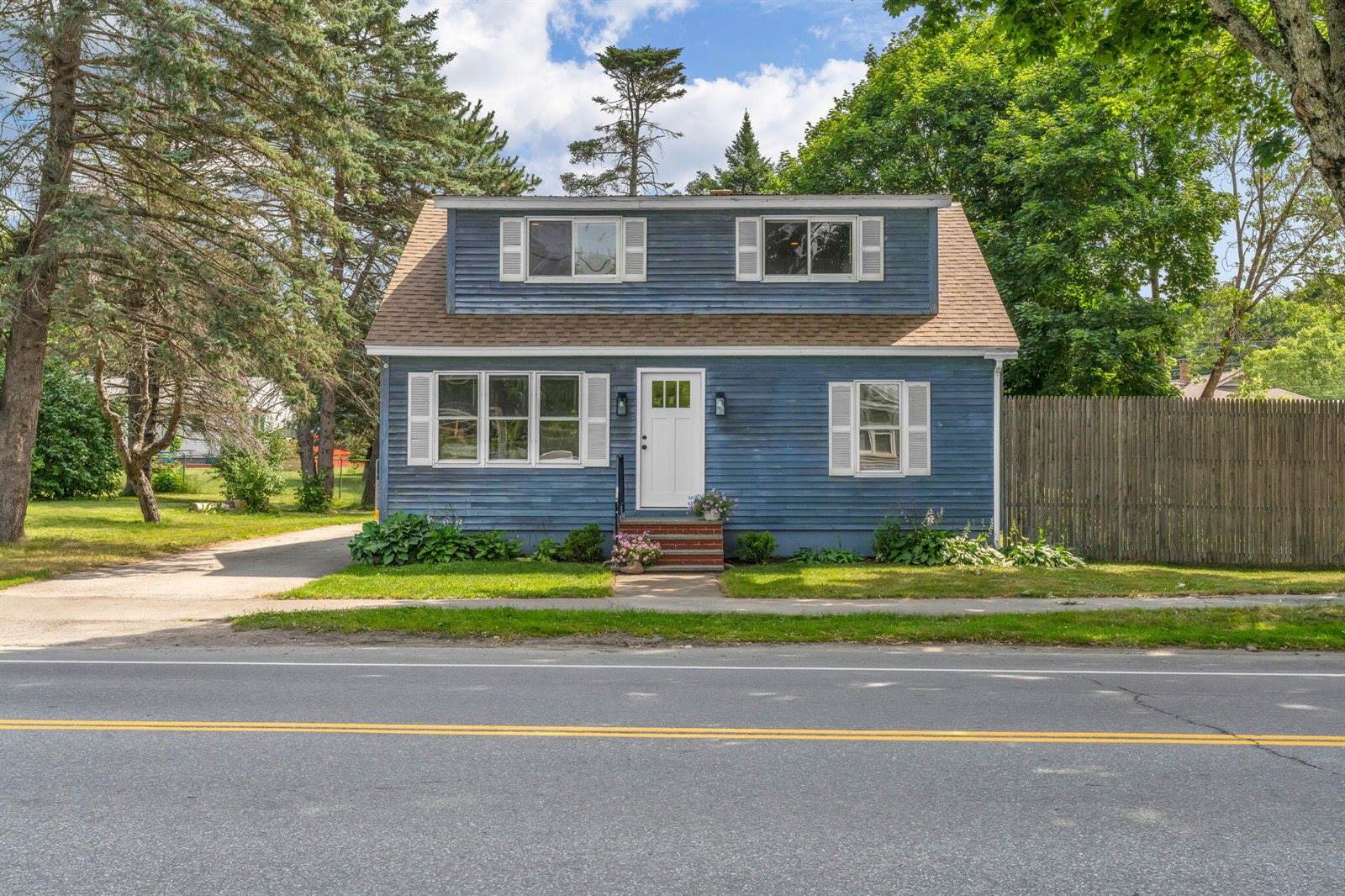 385 Essex Street, Bangor, ME 04401
