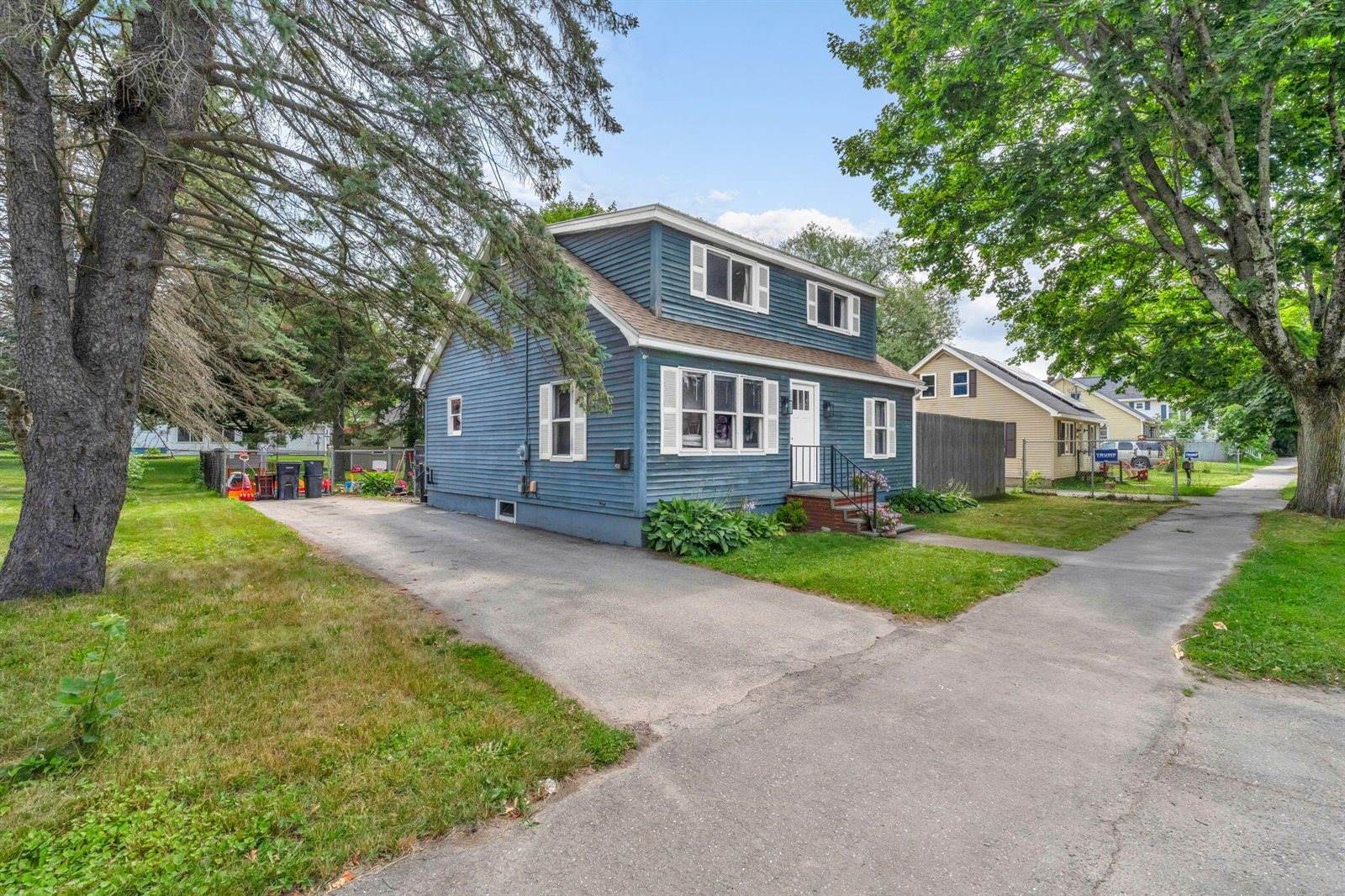 385 Essex Street, Bangor, ME 04401