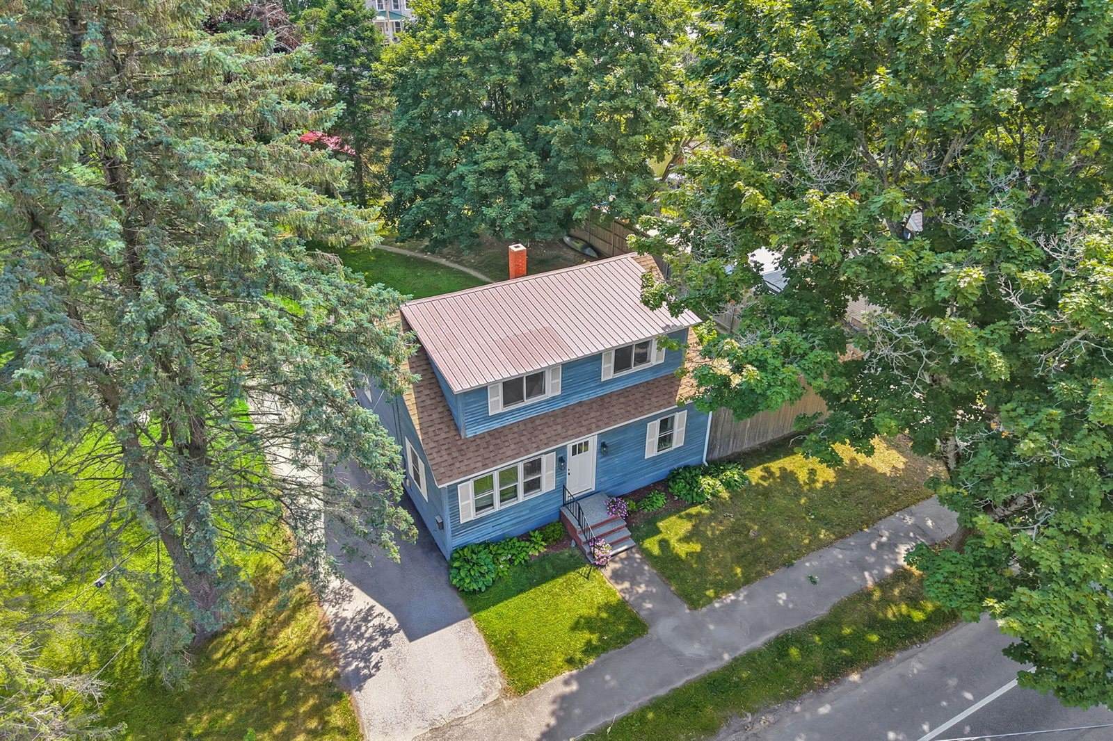 385 Essex Street, Bangor, ME 04401