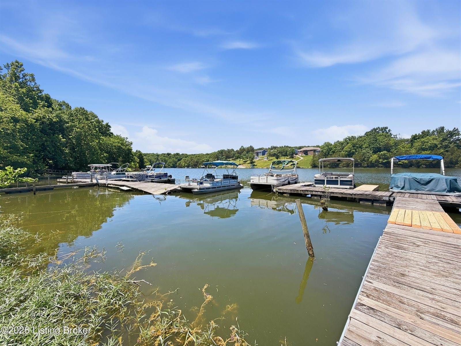 17 Bittersweet Pl, Brandenburg, KY 40108