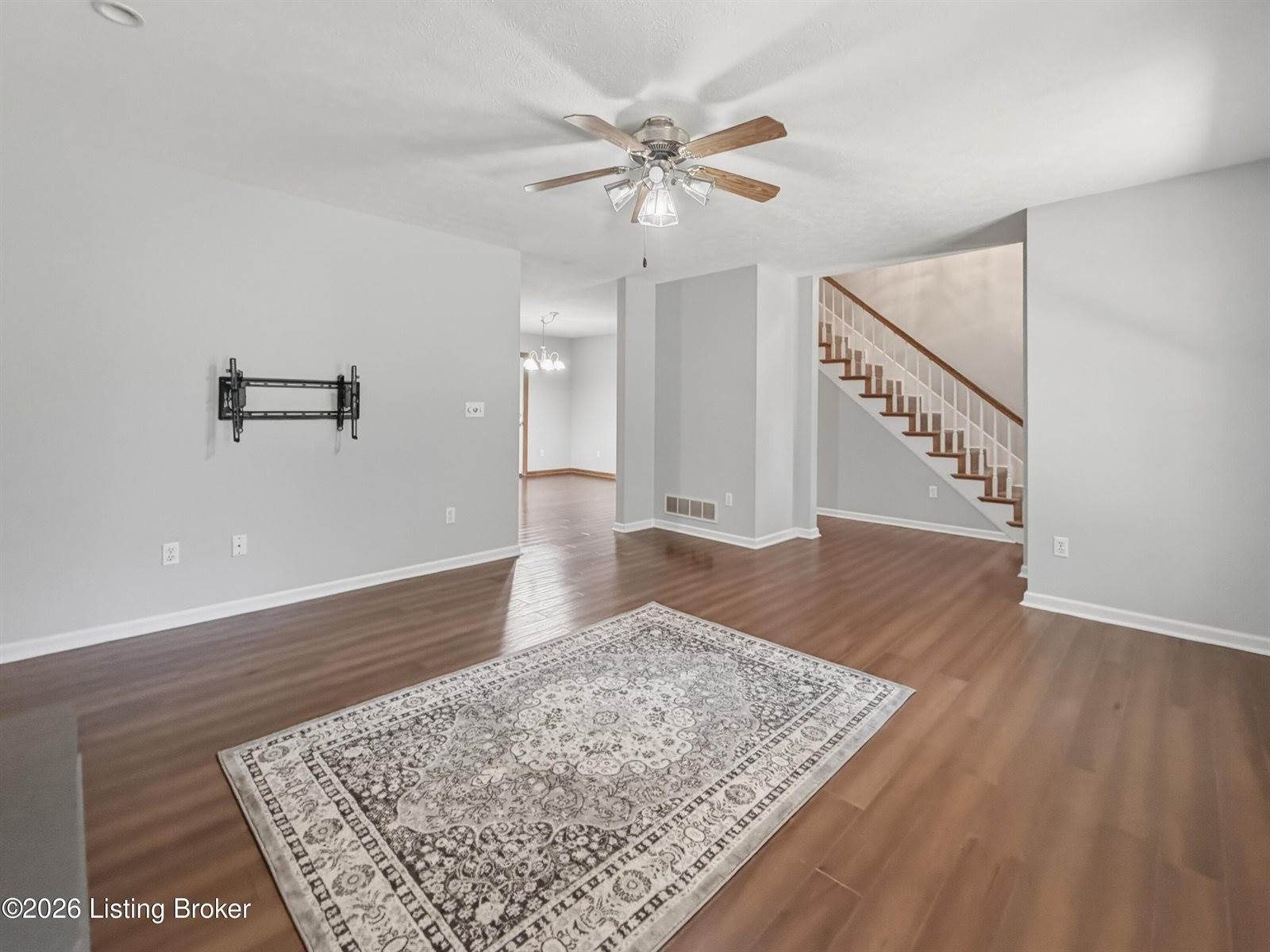 17 Bittersweet Pl, Brandenburg, KY 40108
