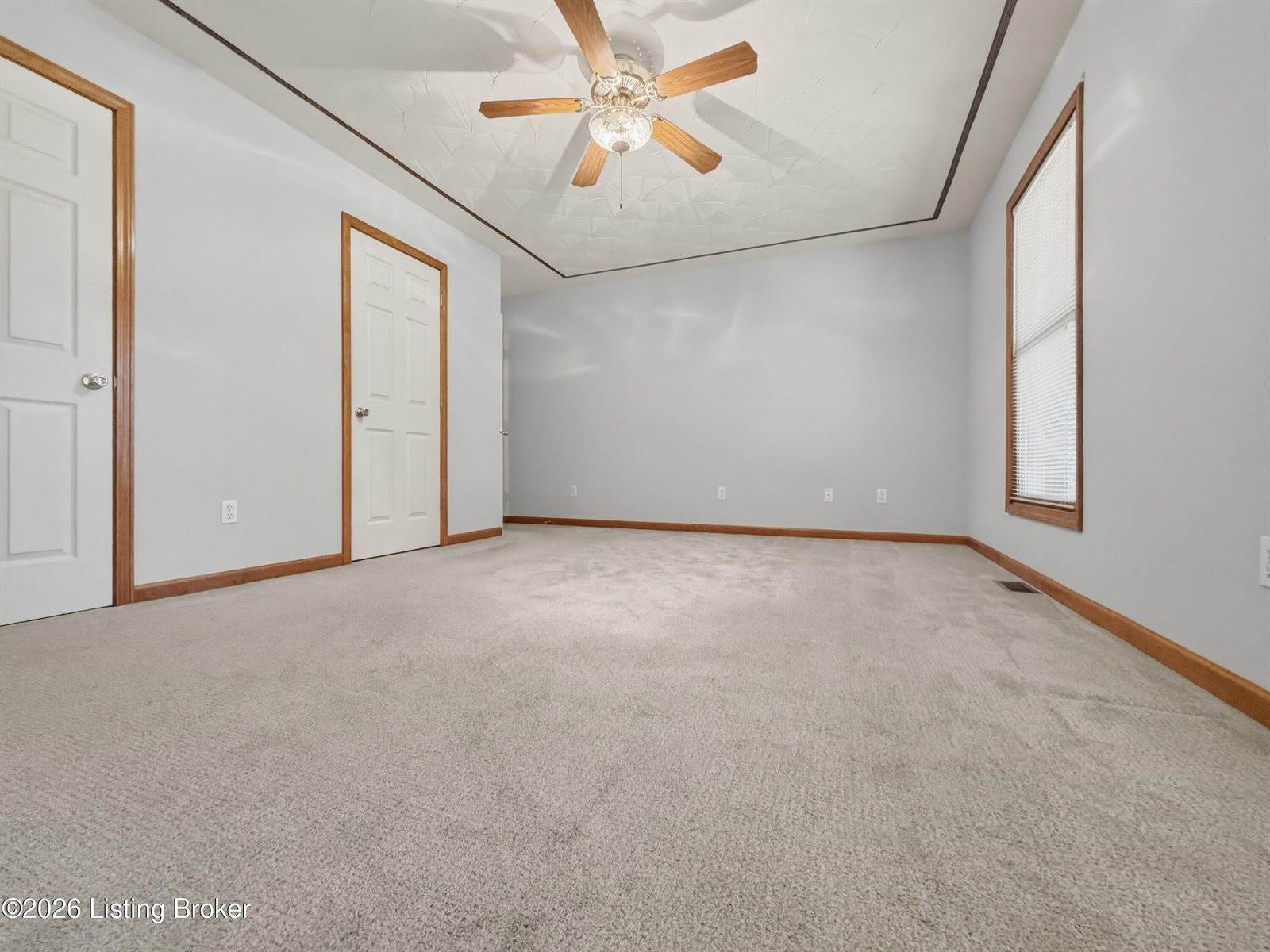 17 Bittersweet Pl, Brandenburg, KY 40108